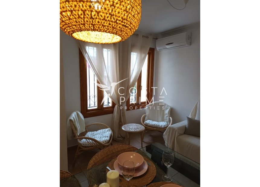 Resale - Apartment / Flat - Altea