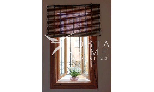 Resale - Apartment / Flat - Altea