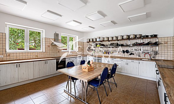 Resale - Commercial properties - Finestrat