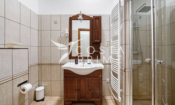 Resale - Commercial properties - Finestrat