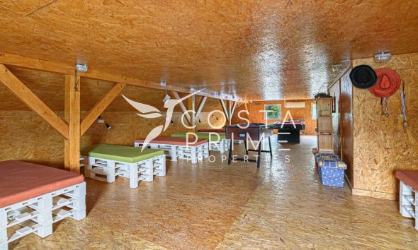 Resale - Commercial properties - Finestrat