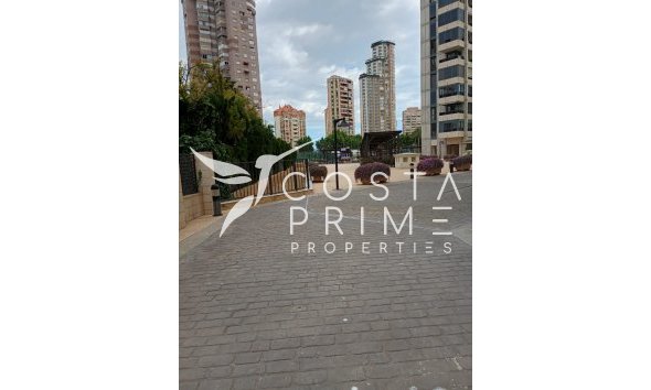 Resale - Apartment / Flat - Benidorm
