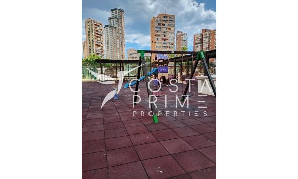 Resale - Apartment / Flat - Benidorm