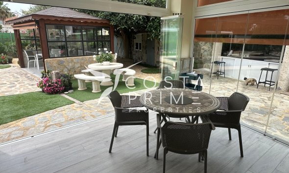 Reventa - Chalet / Villa - Albir