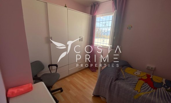 Resale - Villa  - Benidorm