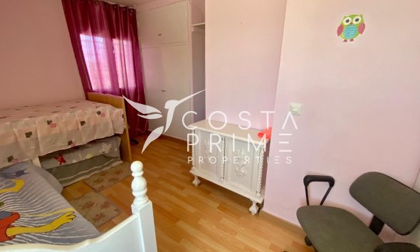 Resale - Villa  - Benidorm