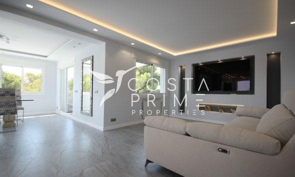 Resale - Villa  - La Nucía