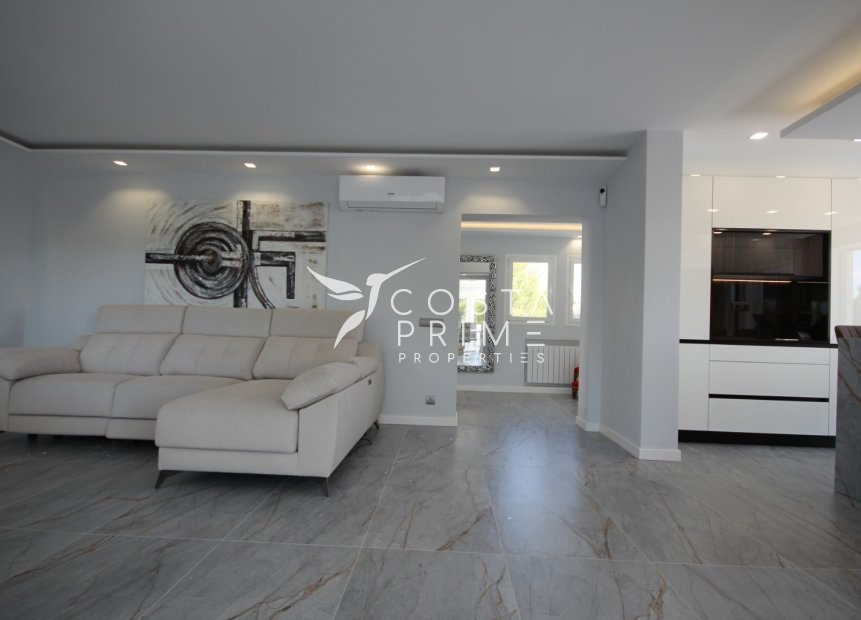 Resale - Villa  - La Nucía