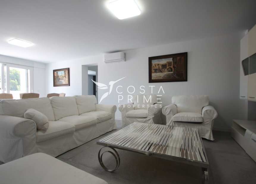 Resale - Villa  - La Nucía