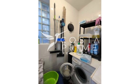 Odsprzedaż - Kamienica / bliźniak - La Nucía