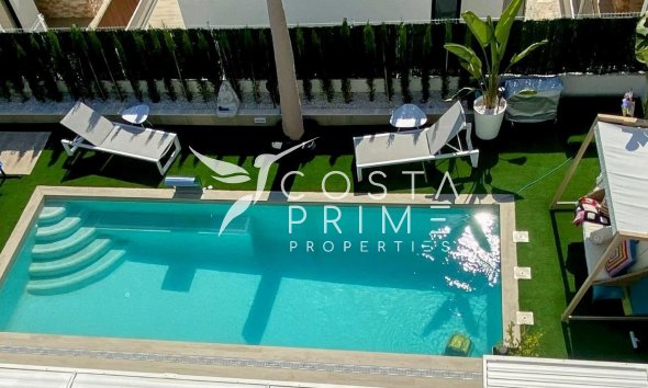 Odsprzedaż - Szalet - Finestrat