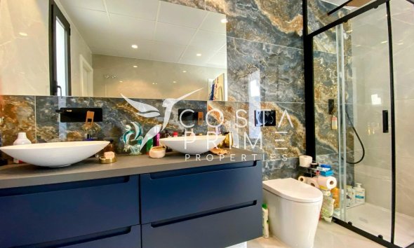 Odsprzedaż - Szalet - Finestrat