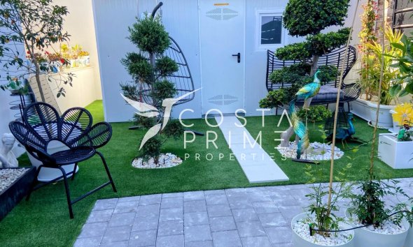 Odsprzedaż - Szalet - Finestrat