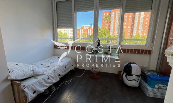 Long term rental - Apartment / Flat - Benidorm
