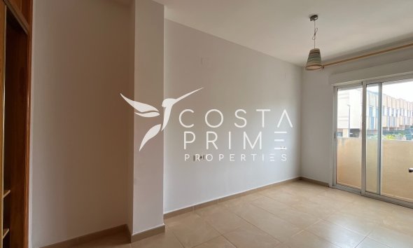 Resale - Townhouse / Semi - Polop