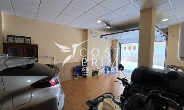 Resale - Townhouse / Semi - La Nucía