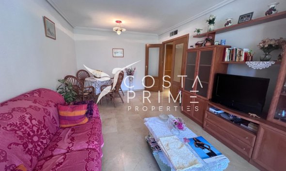Resale - Apartment / Flat - Benidorm