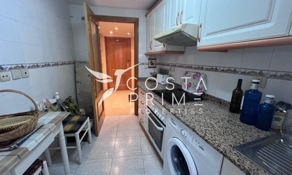 Resale - Apartment / Flat - Benidorm