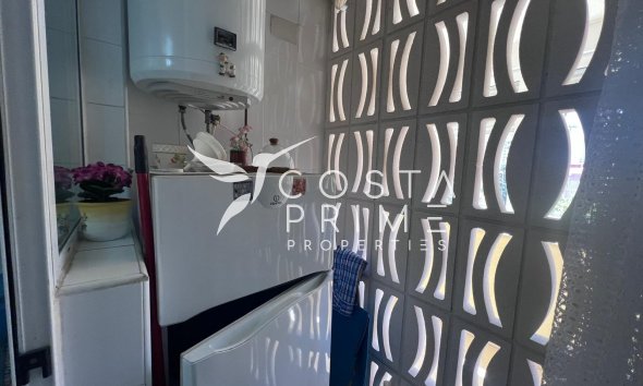 Resale - Apartment / Flat - Benidorm