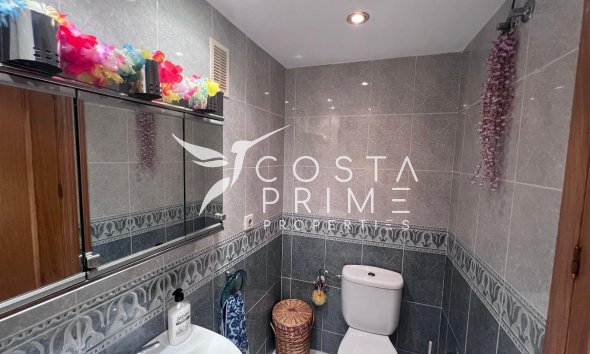 Resale - Apartment / Flat - Benidorm