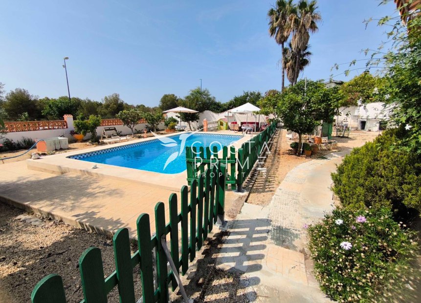 Resale - Villa  - La Nucía