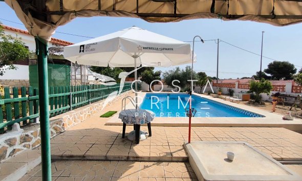 Resale - Villa  - La Nucía