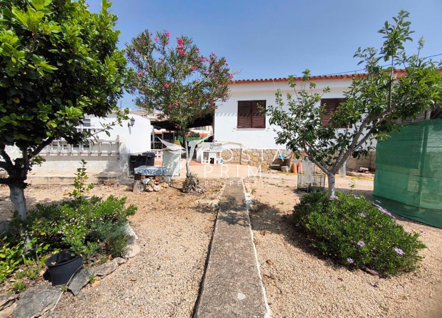 Resale - Villa  - La Nucía