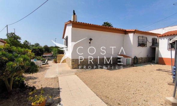 Resale - Villa  - La Nucía
