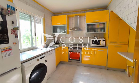 Resale - Villa  - Polop