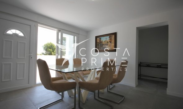 Resale - Villa  - La Nucía