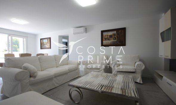 Resale - Villa  - La Nucía