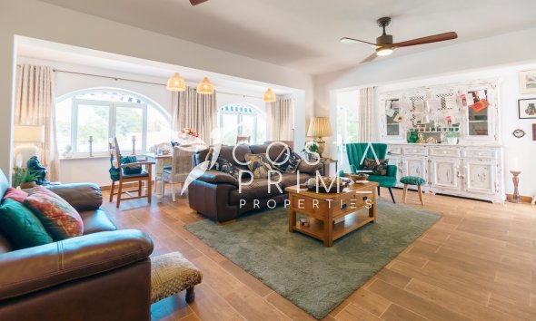 Újraértékesítés - Villa  - La Nucía