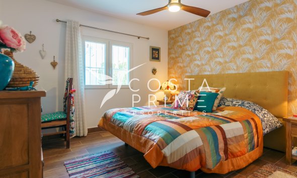 Újraértékesítés - Villa  - La Nucía