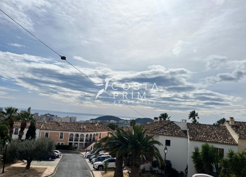 Resale - Townhouse / Semi - Finestrat