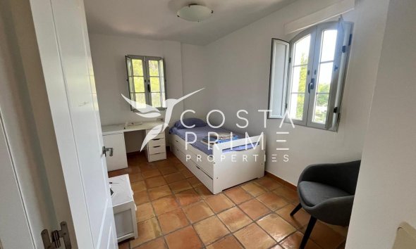 Resale - Townhouse / Semi - Finestrat