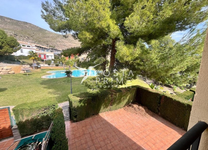 Resale - Townhouse / Semi - Finestrat