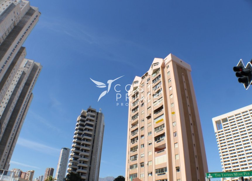 Resale - Apartment / Flat - Benidorm