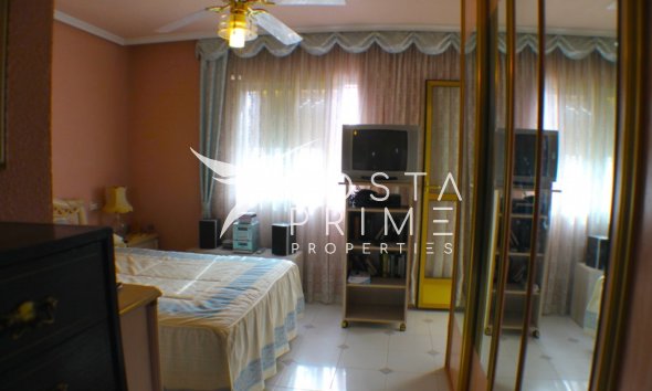 Resale - Apartment / Flat - Benidorm