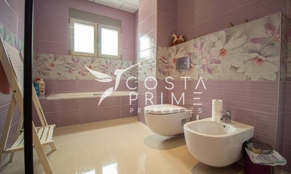 Újraértékesítés - Villa  - Albir