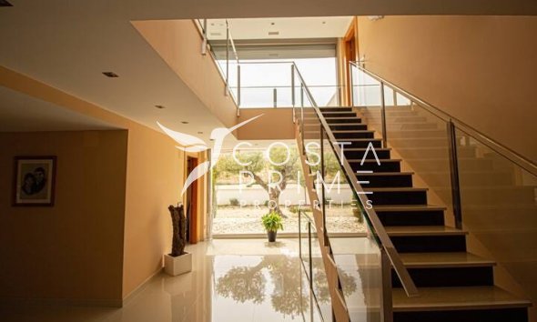 Újraértékesítés - Villa  - Albir