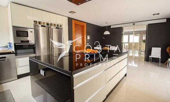 Újraértékesítés - Villa  - Albir