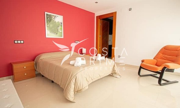 Újraértékesítés - Villa  - Albir