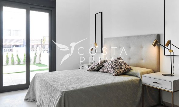 Új építésű - Városháza / Semi - Torrevieja