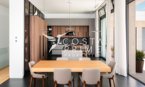 Nowy budynek - Szalet - Molina De Segura