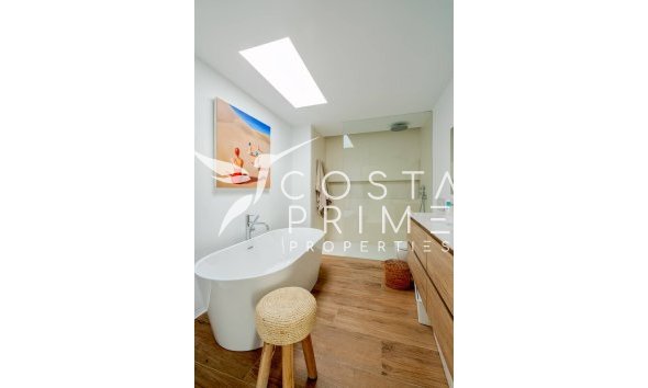 Nowy budynek - Szalet - Molina De Segura