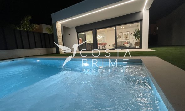 Nowy budynek - Szalet - Molina De Segura