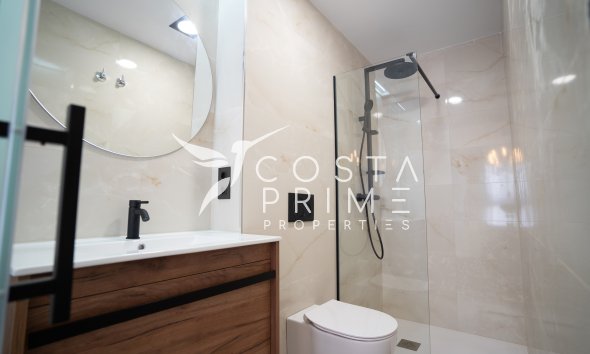 Obra nueva - Chalet / Villa - Torrevieja