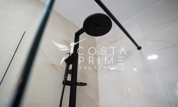 Obra nueva - Chalet / Villa - Torrevieja