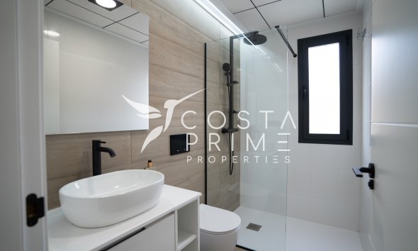 Obra nueva - Chalet / Villa - Torrevieja