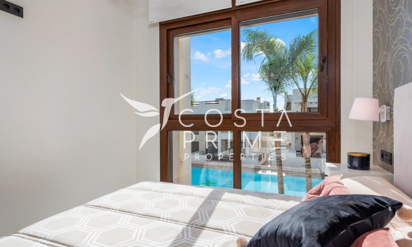 Új építésű - Városháza / Semi - Torrevieja